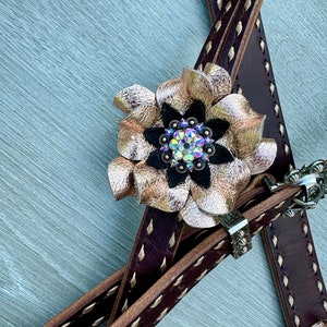 Ensemble Western Aledo Saddlery – Têtière Cuir Marron Avec Conchos Or Rose (neuf)