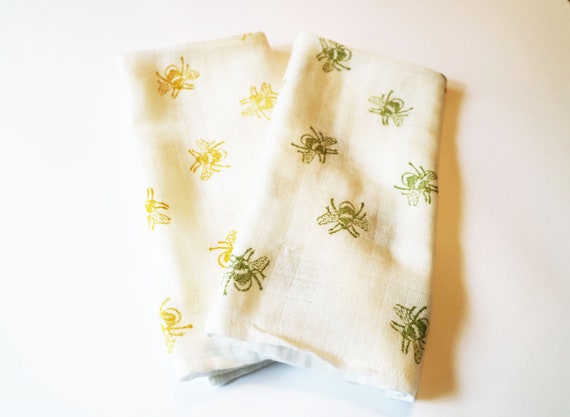 bee muslin blanket