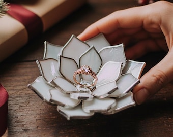 Stained Glass Flower Ring Dish • Winter Gift for Her • Botanical Jewelry Holder