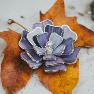 Stained Glass Flower Ring Holder, Fall Wedding Decoration Purple