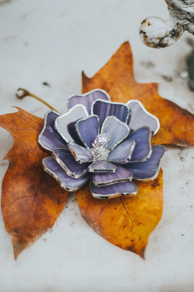 Stained Glass Flower Ring Holder, Fall Wedding Decoration Purple