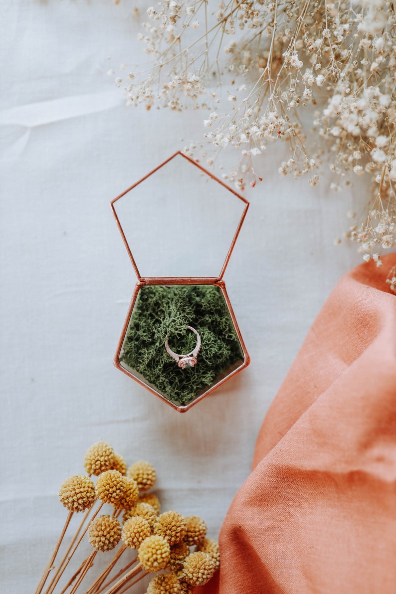 Geometric Wedding Ring Box, Engagement Gift image 4