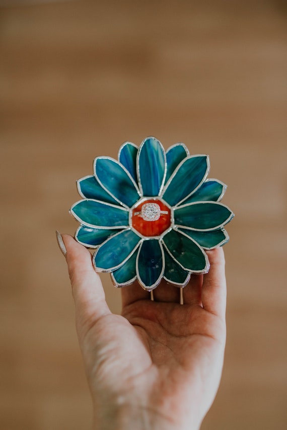 Handcrafted fused glass red daisy jewellery dish