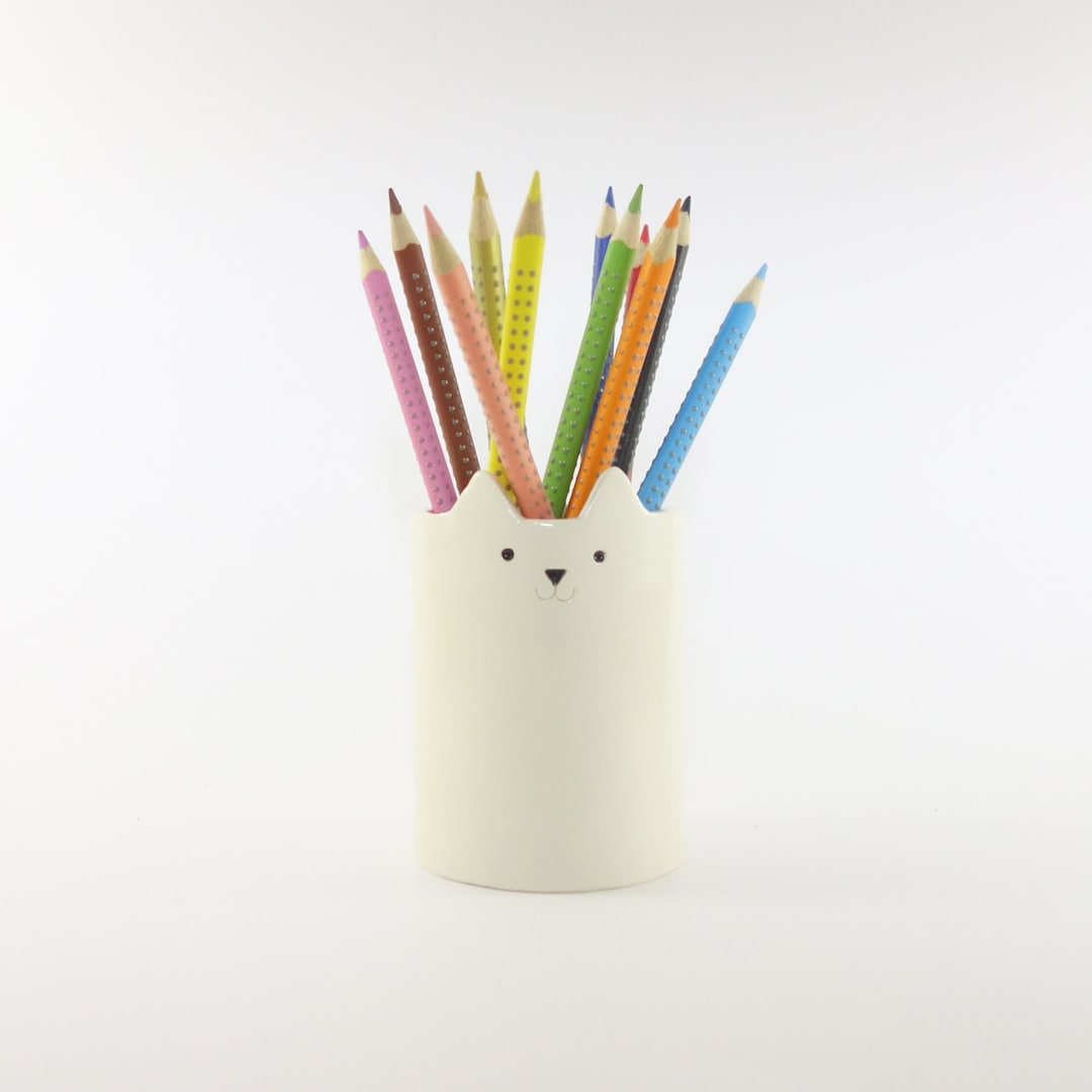 Pen Holder for Desk Cute - Ceramic Pencil Holder for Cool Work Desk Accessories, Cute Office Supplies Gifts for Women and Men, Pen Pencil Cup