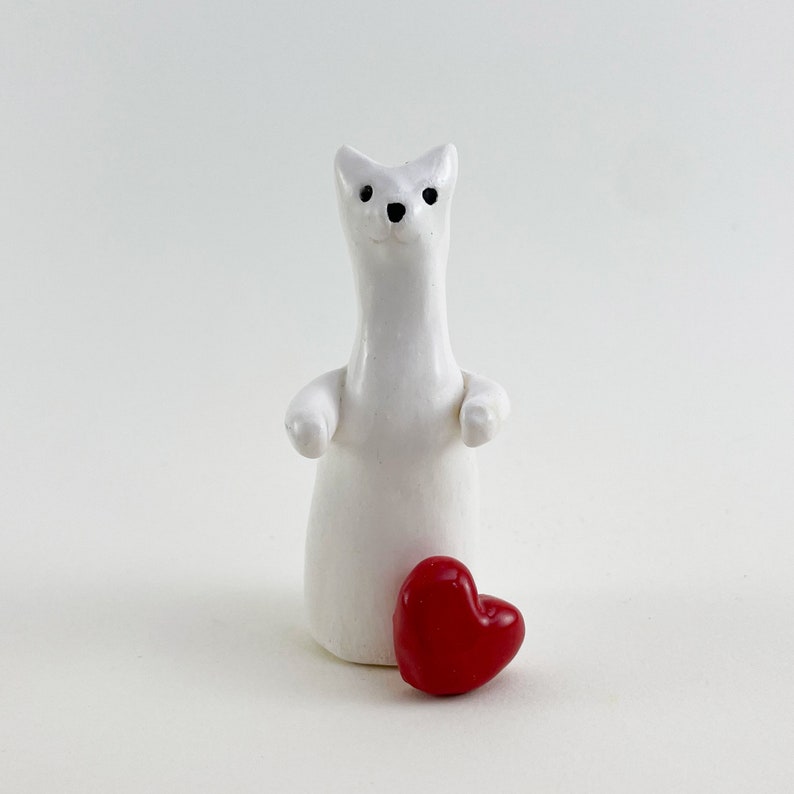 Cat Bud Vase, Ceramic Cat with Love Heart, Cat Decor, White Cat Vasette, ring bearer gift proposal image 2