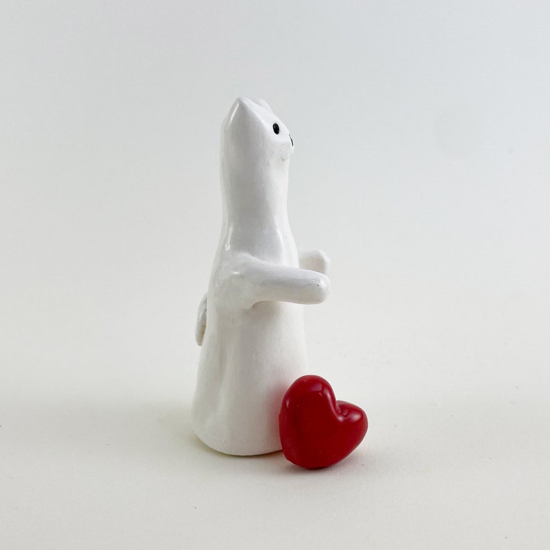 Cat Bud Vase, Ceramic Cat with Love Heart, Cat Decor, White Cat Vasette, ring bearer gift proposal image 5