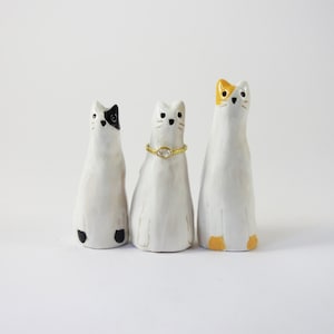 Ring Cone for Kitchen, Choose Your Colour, Animal Ring Holder, Cat Ring Display, Ceramic Cone Ring, Wedding gift couple unique