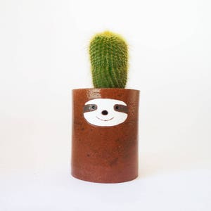 Sloth Planter, Ceramic Succulent Pot, Cactus Plant Pot, Ceramic Planter, Sloth Pot, Sloth image 3
