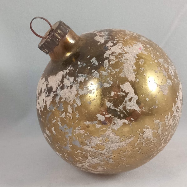 Christmas Ornament, Weihnachtsschmuck,  Fantastic Patina, Round, 1940's, Aged, Strap Hanger, West Germany, Gold and Hand Sponged, 2 inches,