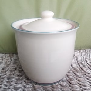 Pfaltzgraff Kanister Steingut, w/Deckel, Sunrise Muster, Weiß, Blaue und Rosa Ringe, Küchen Kanister Porzellan, 1980 Heirloom Kitchen, Zucker