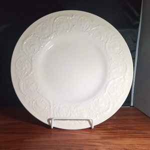 Wedgewood China, Patrician, Dinner Plate, White, 10.5 inches, Etruria, 1927 -1986, Fine Bone China, Wedgewood Dinnerware, USA DES. PAT 74009