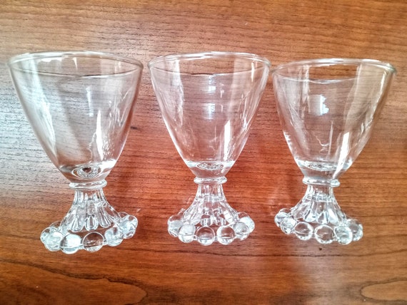 4 glasses of wine in a bottle 4 Wine Bottles & Glasses main image 1