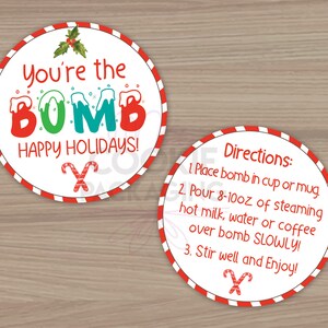 Eres la BOMB Happy Holidays 2&quot; Hot Chocolate Bomb Tag v2, Hot Chocolate Bomb Holiday Tag, Red White Candy Cane Holly Eres la etiqueta de la bomba
