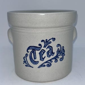 Vintage Pfaltzgraff Yorktowne Tea Canister: Dutch Blue Floral Stoneware (No Lid)