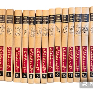 アンティーク！　全巻揃いの1970年代Childcraftです Childcraft 1970's Book Collection #2 - Gil & Roy Props