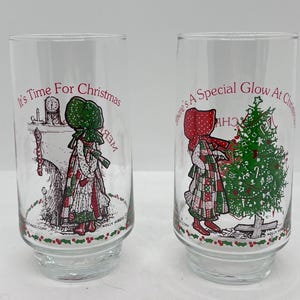 Vintage Holly Hobbie Coca Cola Limited Edition Drinking Glasses, It&#39;s Time For Christmas & There&#39;s A Special Glow At Christmas,