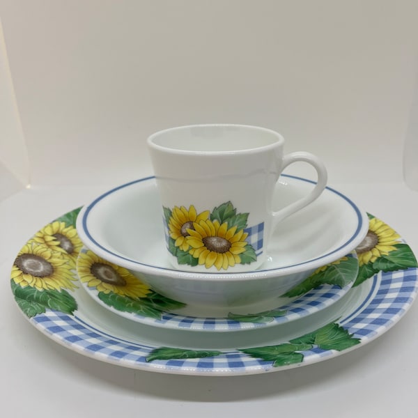 Vintage Corelle Sunsations Sunflower Dishes, Blue Plaid, Yellow Sunflowers, Dinner Plates, Salad Plates, Cup, Cereal Salad Bowl,