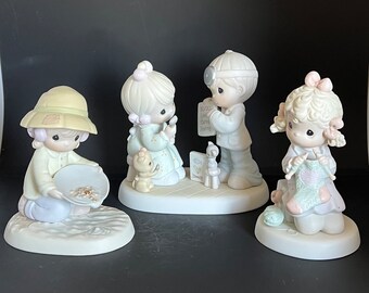 MAX/PRECIOUS CLIP COLLECTION 1995-2002〈… Vintage Precious Moments Figurines: 1995-1997, Three Piece