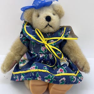 North American Bear Co Muffy's The Teacup Collection, Muffy Bear With Outfit, Tea Party Muffy Vanderbear