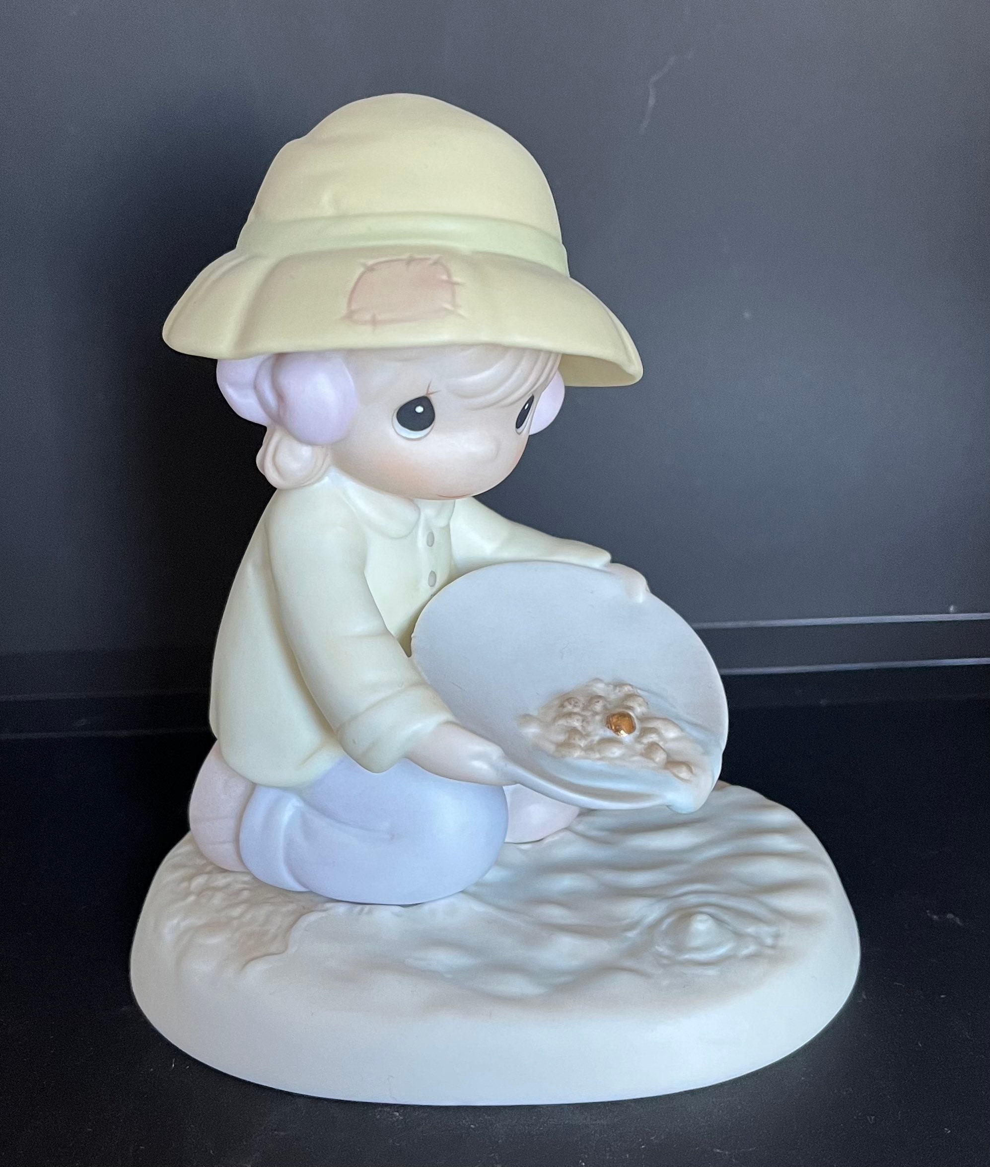 MAX/PRECIOUS CLIP COLLECTION 1995-2002〈… Vintage Precious Moments Figurines: 1995-1997, Three Piece