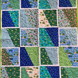 New Handmade Cotton Baby Quilt, Bright Green And Blue, Frogs, Lily Pads, Flowers, Dragon Flies, Frog Quilt, Lime Green Binding, Whimsical