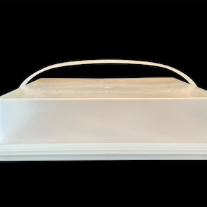 Vintage White Rectangular Tupperware Cake Carrier