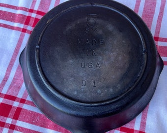 Vintage Cottage Gusseisenpfanne, hergestellt in den USA, 5 SK D1, 3 Kerbe, 8-Zoll-Eisenpfanne, nicht restauriert, Lagerfeuerkochen, Eisenpfanne