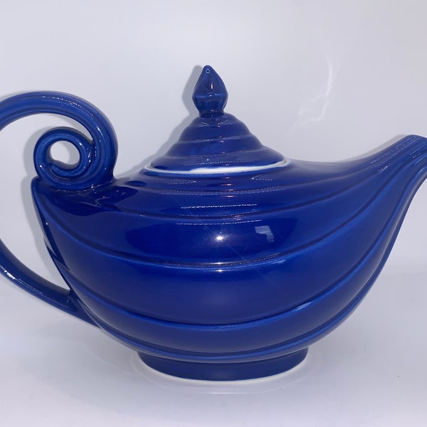 Vintage Hall China Blue Teapot, Holds Four Cups, Aladdin Lamp Style, Cobalt Blue,