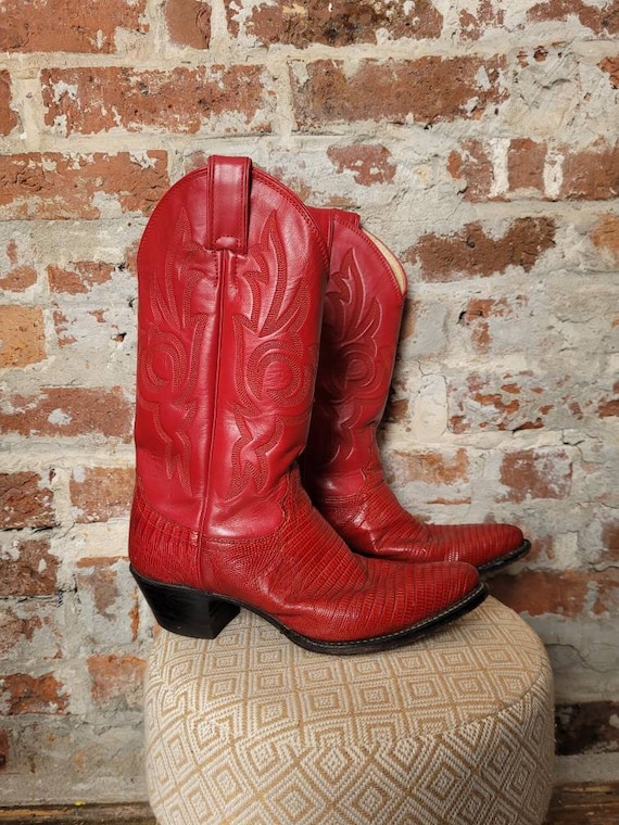 Red Alligator skin Justin cowboy boots
