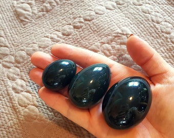 Set of 3 undrilled Jade Yoni Eggs, with Reiki