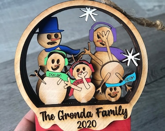 Snowman Family Ornament, Personalized Snowman Family Ornament, Snowman Family Portrait Ornament, Funny Snowman Family, Funny Snowman Kids
