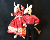 Vintage, Adorable, Great Detail, Like New Condition, Pipe Cleaner, Pair of Mouse Dolls