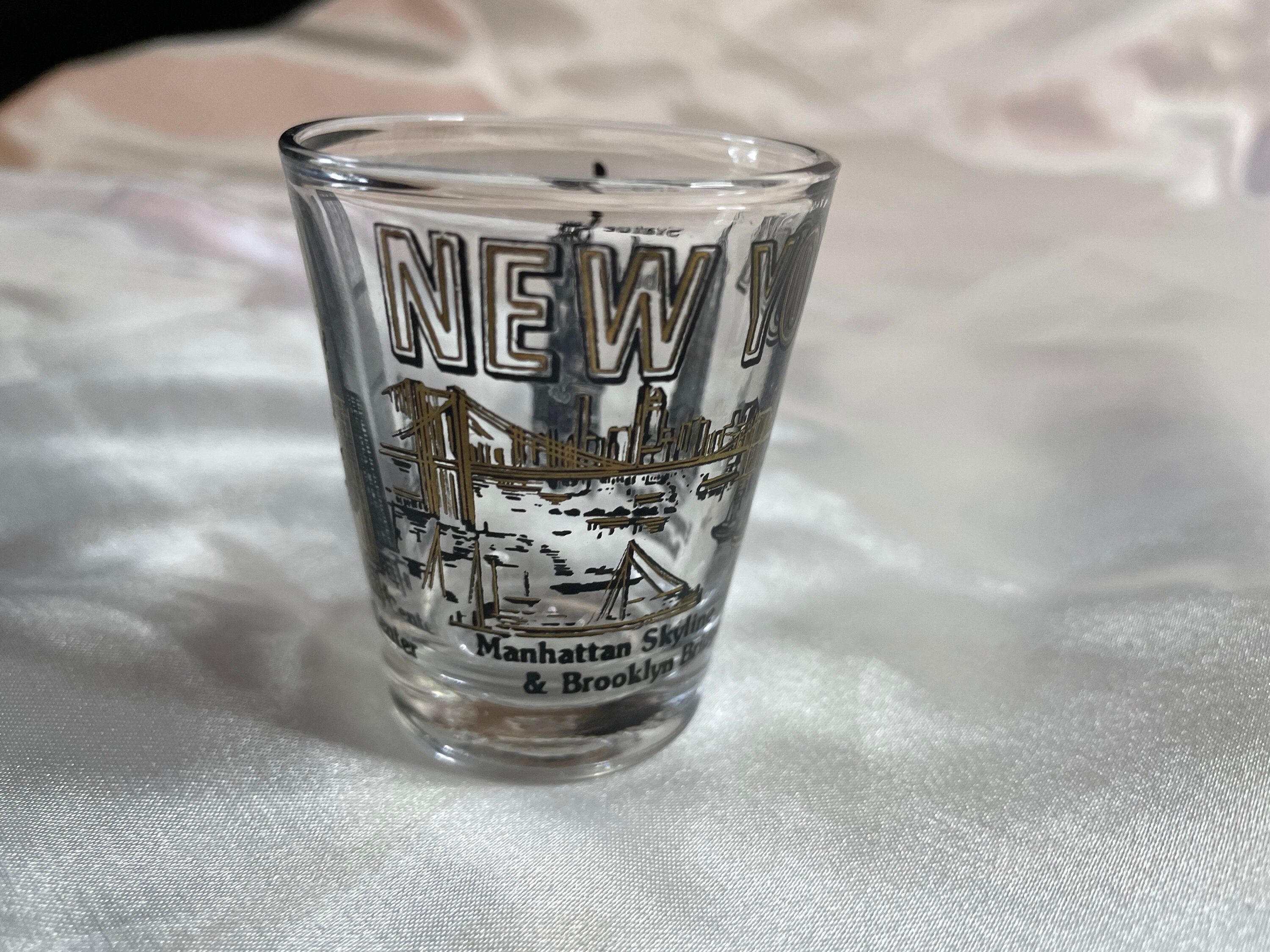 Vintage New York Shot Glass With Monuments Including World Etsy UK