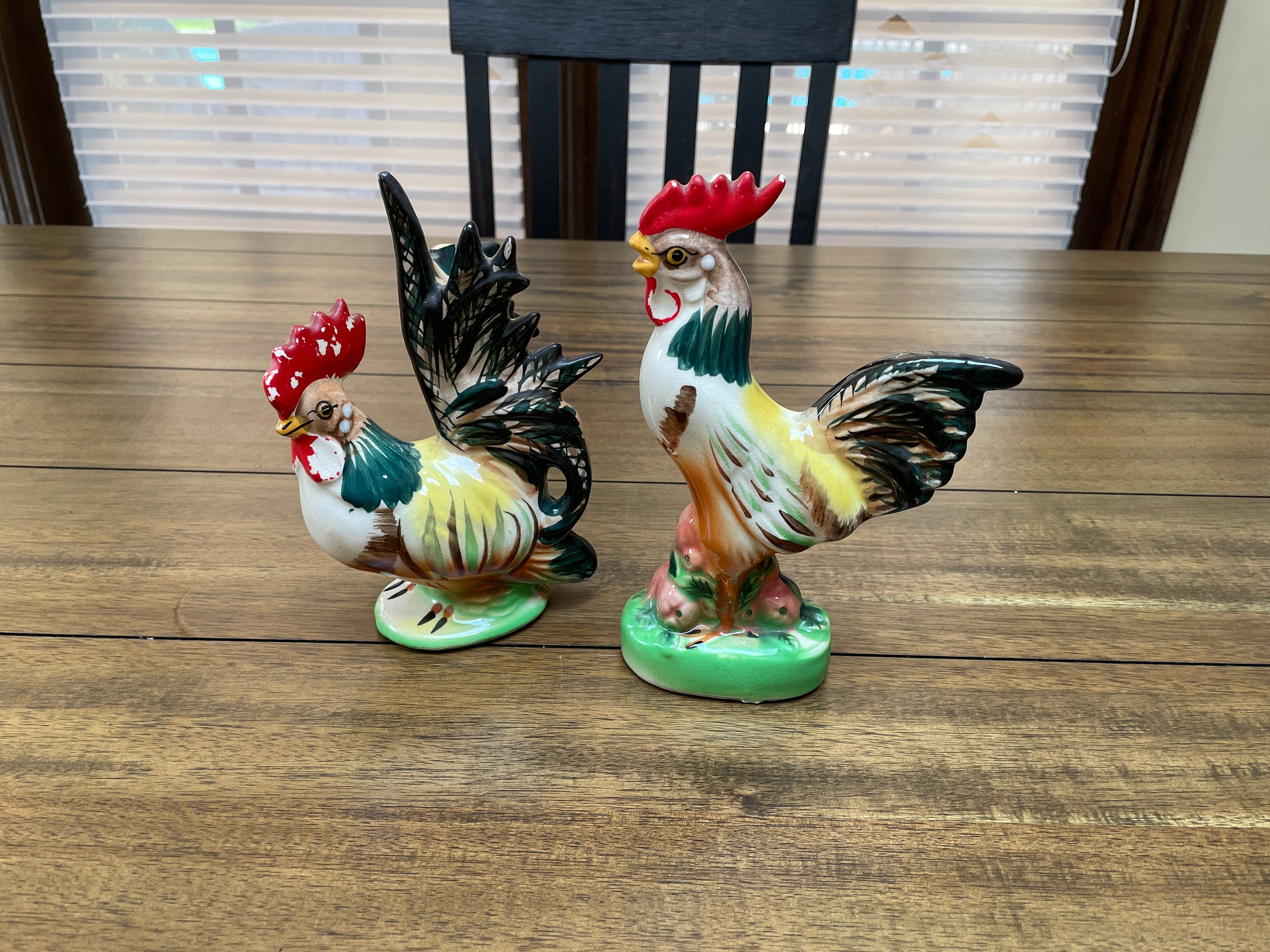 Set of Vintage Chicken Rooster Basket Measuring Cups and Creamer Japan