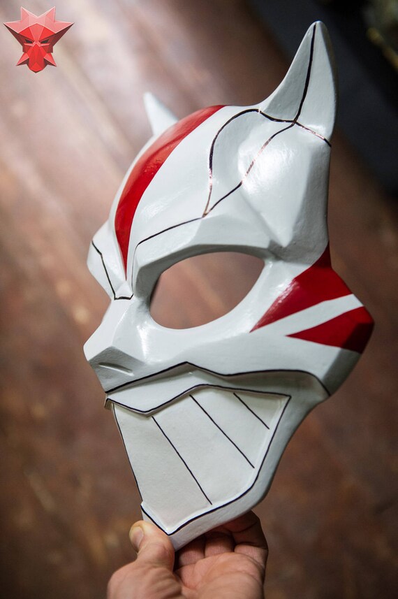 inspired of Cheshire mask Young Justice