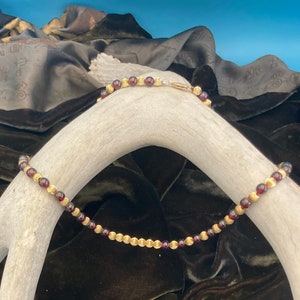 Vintage 14K Yellow Gold Garnet Beaded Necklace