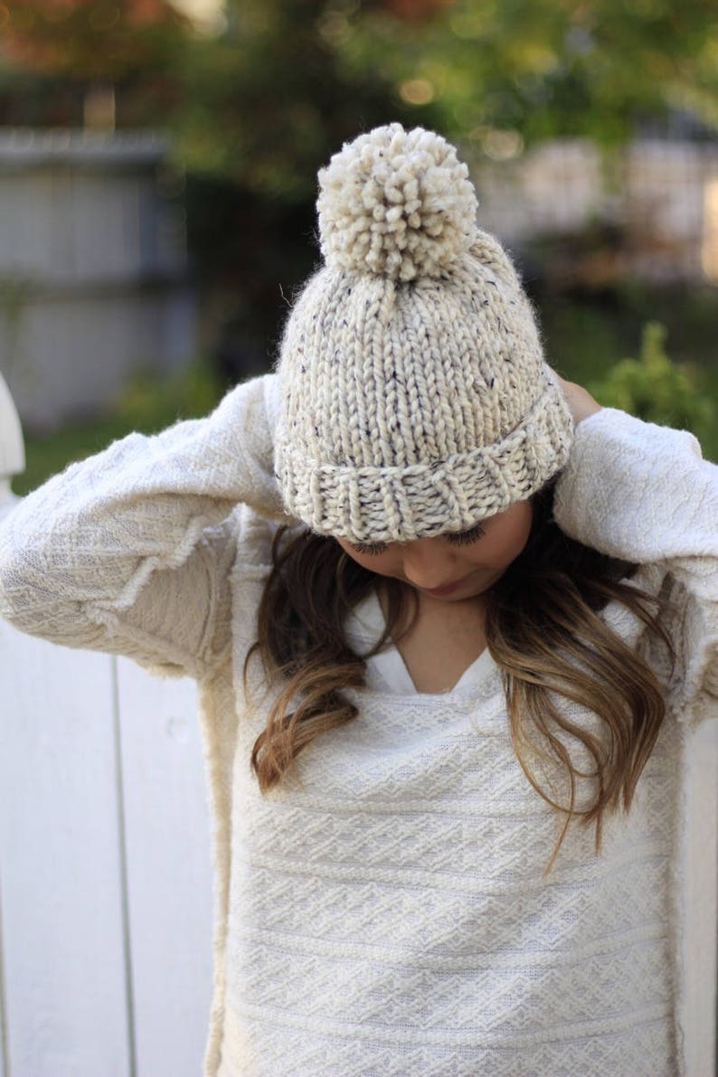 Hat Knitting Pattern / Knit Beanie / Chunky Pom Pom Hat / | Etsy