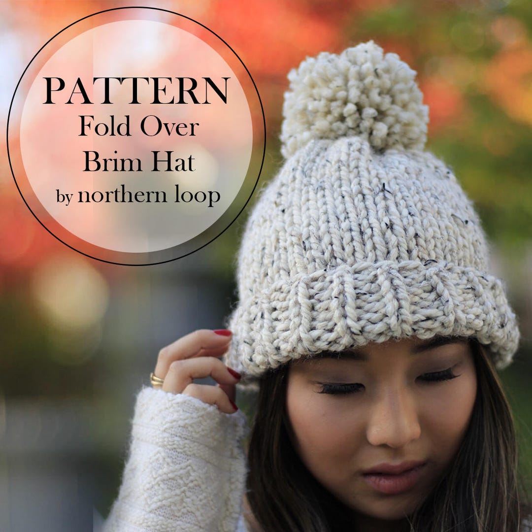 Hat Knitting Pattern / Knit Beanie / Chunky Pom Pom Hat / Chunky Knit