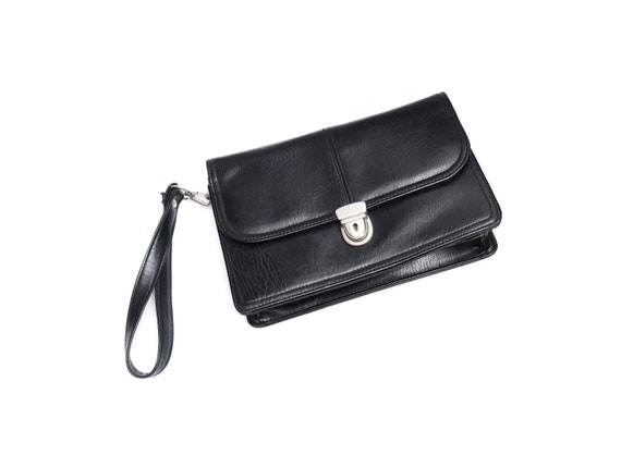 plain black clutch