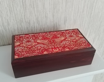 Strawberry Thief storage/jewellery box/William Morris Keepsake trinket Box/home decor