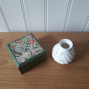 William Morris trinket box/jewellery box/keepsake box/Golden Lily box/Olive jewellery box/William Morris Golden Lily storage box/gift box
