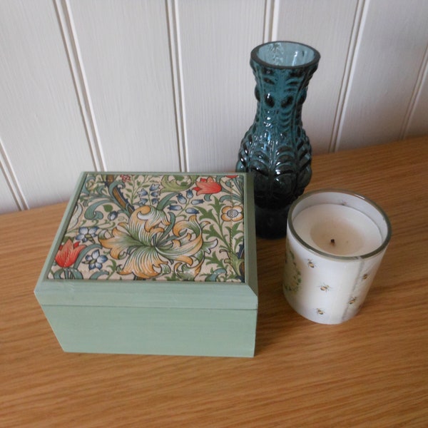 William Morris print jewellery box/Golden Lily keepsake box/storage box/Jewelry box/ William Morris Box/Home decor box/Sage Green jewel box