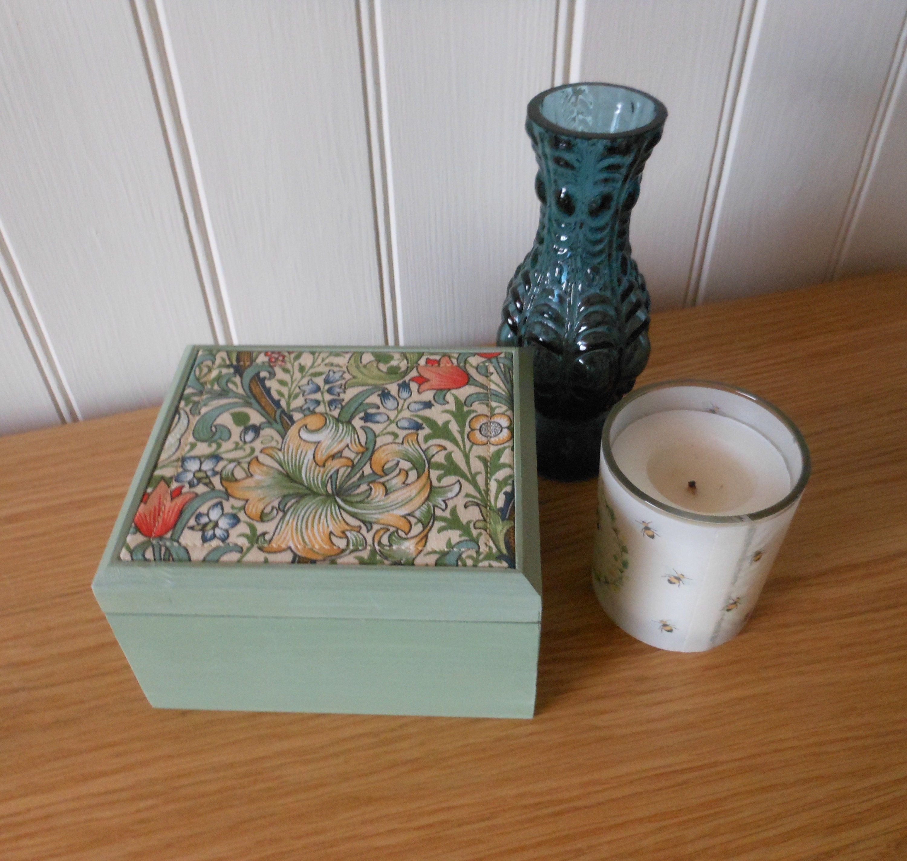 William Morris print jewellery box/Golden Lily keepsake box/storage box/Jewelry box/ William Morris Box/Home decor box/Sage Green jewel box