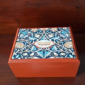 William Morris jewellery box/William Morris Lodden print jewel box/trinket box/Morris Lodden storage box/keepsake box/Jewelry box/Morris box