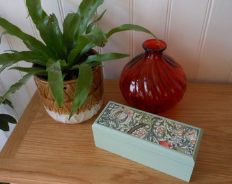 William Morris trinket box/jewellery box/Golden Lily slim-line Sage Green box/William Morris print Box/keepsake/storage box/Golden Lily box