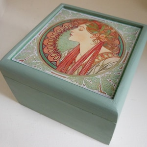 Alphonse Mucha Wooden Jewellery Box/Art Nouveau trinket Box/Sage Green decorative handmade box/Mucha Laurel and Ivy