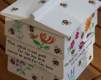 Beehive box/Bee Hive storage box/Tea Caddie/Bee decorated box/bee Keepsake box/decorative bee box/wooden box/Hive tea box/keepsake box