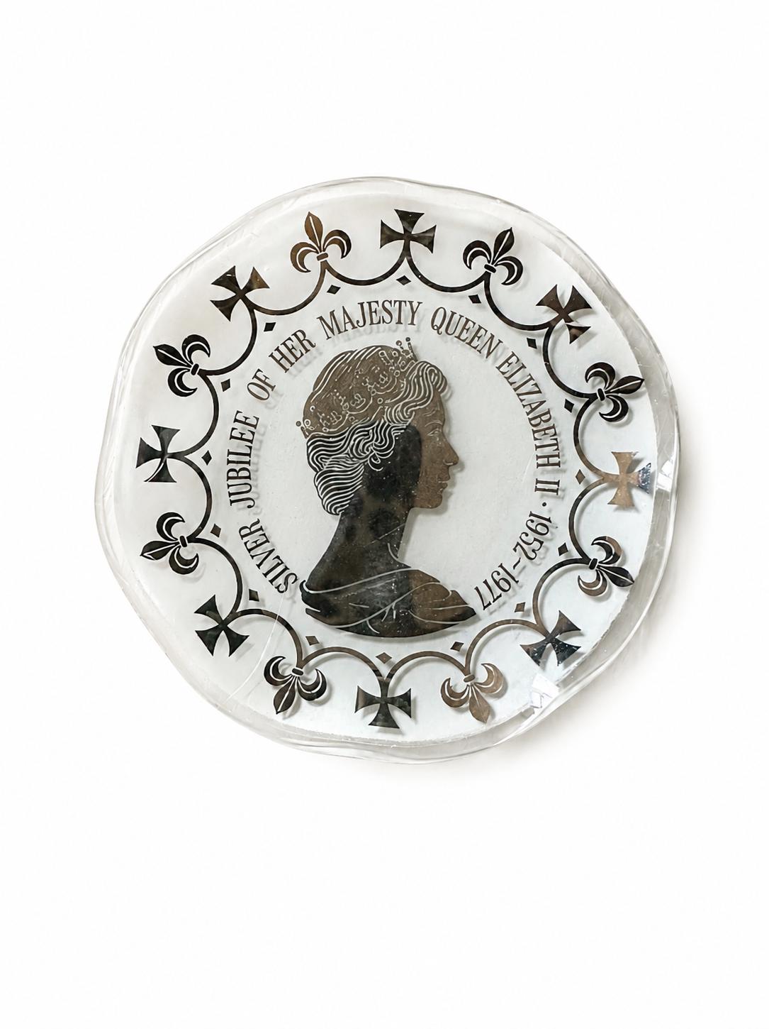 Queen Elizabeth Ii Silver Jubilee Plate 1952=1977 - Etsy