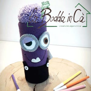 Astuccio portamatite MINIONS fatto all'uncinetto. Organizer per la scuola e il lavoro.