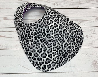 260, Reversible Baby Bib for Baby Girl, Leopard Print Baby Bib, Baby Girl, Baby Bib, Handmade, Baby Girl Animals, Cute Baby Bib